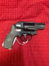 SMITH & WESSON M&P BODYGUARD .38 SPL +P - 2 of 3