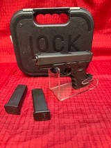 GLOCK 19 GEN 3 9MM LUGER (9x19 PARA) - 1 of 3