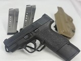 SMITH & WESSON M & P 9 Shield 9MM LUGER (9x19 PARA) - 1 of 3