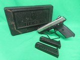 RUGER SR40 STANDARD .40 S&W - 1 of 3