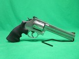 SMITH & WESSON 686-5 .357 MAG - 2 of 3