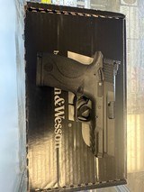 SMITH & WESSON M&P22 COMPACT .22 LR - 2 of 3