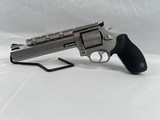 TAURUS TRACKER 627 .357 MAG