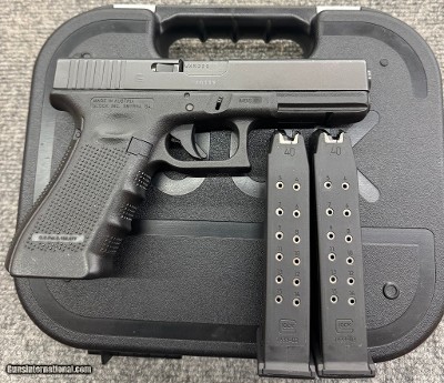 GLOCK
G22 GEN 4 .40 S&W