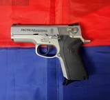 SMITH & WESSON 4013TSW .40 S&W - 3 of 3