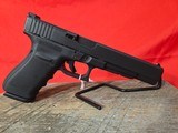 GLOCK 40 Gen4 MOS 10MM - 2 of 3