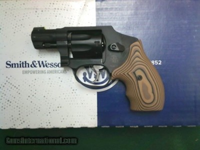 SMITH & WESSON 43C .22 LR