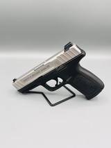 SMITH & WESSON SD40 .40 CALIBER - 2 of 3