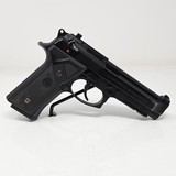 BERETTA 92fs vertec
9MM LUGER (9x19 PARA) - 3 of 3