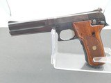 SMITH & WESSON 422 .22 LR