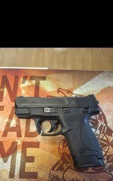 SMITH & WESSON M&P40 SHIELD .40 S&W - 3 of 3