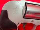 SMITH & WESSON 638 .38 SPL - 3 of 3