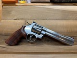 SMITH & WESSON 629-6 CLASSIC .44 MAGNUM - 1 of 3