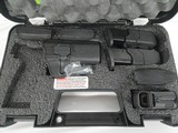 SMITH & WESSON M&P40 M2.0 w/Original Case, Holster, 3 Mags, Backstraps, Speedloader .40 S&W - 3 of 3