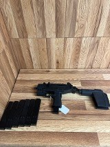 IWI Uzi Pro 9MM LUGER (9x19 PARA) - 1 of 3