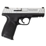 SMITH & WESSON SD40 VE .40 S&W - 2 of 2