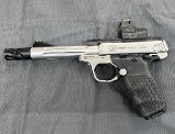 SMITH & WESSON SW22 VICTORY .22 LR - 2 of 3