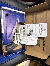 SMITH & WESSON 642 .38 SPL - 2 of 3