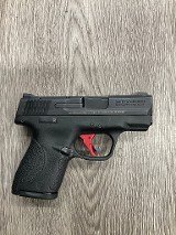 SMITH & WESSON M&P40 SHIELD .40 S&W - 2 of 3