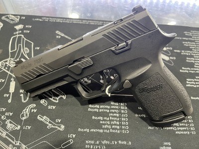 SIG SAUER P320 9MM LUGER (9x19 PARA) - Image 1 of 3