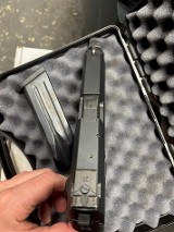 HK USP .45 ACP - 3 of 3