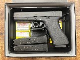 GLOCK 17 GEN 1 CLASSIC 9MM LUGER (9x19 PARA) - 1 of 3