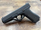 GLOCK 17 GEN 1 CLASSIC 9MM LUGER (9x19 PARA) - 2 of 3