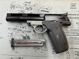 SMITH & WESSON 22A .22 LR - 1 of 2