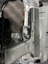 GLOCK G17 GEN5 9MM LUGER (9X19 PARA) - 2 of 2
