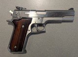 SMITH & WESSON 645 .45 ACP