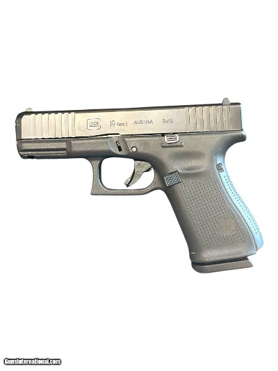 GLOCK G19 GEN 5
9MM LUGER (9x19 PARA)