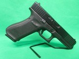 GLOCK 17 GEN 5 9MM LUGER (9x19 PARA) - 2 of 3