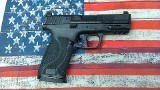 Smith & Wesson M&P M2.0 Optic Ready 10MM - 1 of 3
