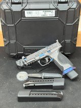 SMITH & WESSON Spec Series V M&P 9 Metal HD 9MM LUGER (9x19 PARA) - 1 of 3