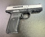 RUGER SR40 .40 S&W - 1 of 3