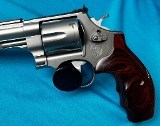 SMITH & WESSON 629-6 Performance Center .44 MAGNUM - 1 of 3