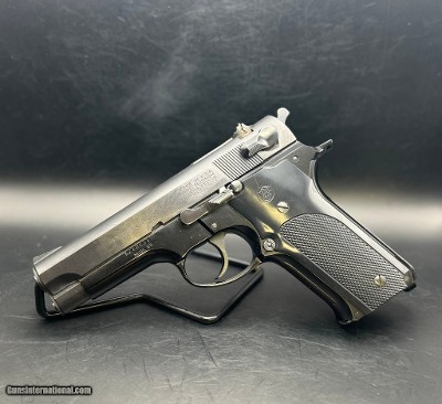SMITH & WESSON 59 9MM LUGER (9x19 PARA)