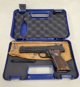 SMITH & WESSON MODEL 41 .22 LR - 1 of 3