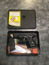 GLOCK glock 27 .40 CALIBER - 1 of 3