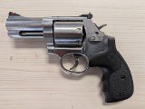 SMITH & WESSON 686 PLUS 3-5-7 MAGNUM SERIES .357 MAG - 2 of 2