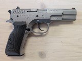 SAR USA MODEL 2000 9MM LUGER (9X19 PARA) - 1 of 2