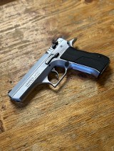 IWI USA JERICHO 9MM 9MM LUGER (9X19 PARA) - 1 of 2