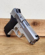 SMITH & WESSON 4053 .40 S&W - 3 of 3