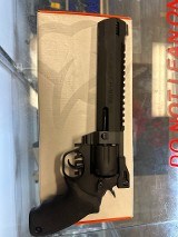 TAURUS RAGING HUNTER .44 MAGNUM - 1 of 3