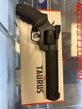 TAURUS RAGING HUNTER .44 MAGNUM - 2 of 3