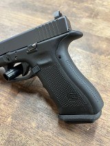 GLOCK 22 GEN 4 - 9MM THREADED BARREL 9MM LUGER (9x19 PARA) - 3 of 3