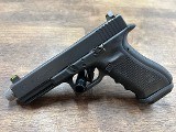 GLOCK 22 GEN 4 - 9MM THREADED BARREL 9MM LUGER (9x19 PARA) - 1 of 3