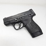 SMITH & WESSON m&p 40 shield .40 S&W - 1 of 3