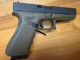 GLOCK G22 GEN 3 .40 S&W - 2 of 3
