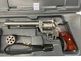 RUGER SINGLE-SIX CONVERTIBLE .22 LR/.22 WMR - 2 of 3